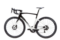Pinarello F9 Shimano Dura-Ace Di2 Disc Road Bike 2023, Size 54.5cm