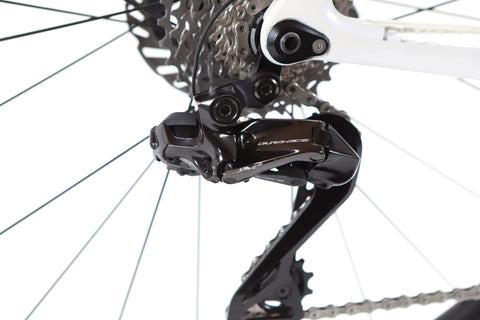 Pinarello F9 Shimano Dura-Ace Di2 Disc Road Bike 2023, Size 57.5cm