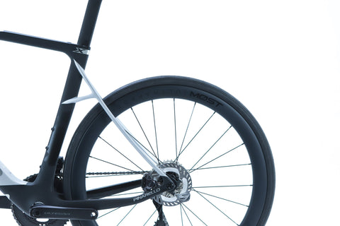 Pinarello X7 Shimano Ultegra Di2 Disc Road Bike 2025, Size 56cm