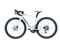 Pinarello X5 Shimano 105 Di2 Disc Road Bike 2024, Size 43cm