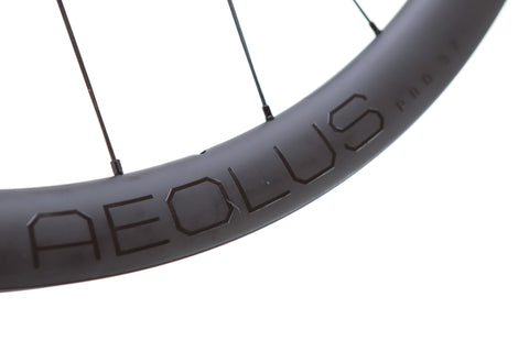 Bontrager Aeolus Pro 37 Disc Carbon Wheelset, Shimano Freehub
