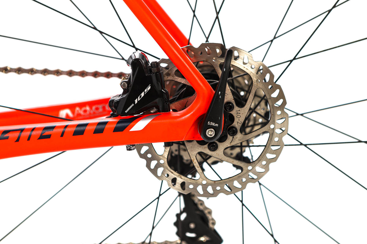 Giant TCR Advanced 2 Shimano 105 Disc Road Bike 2019, Size Medium