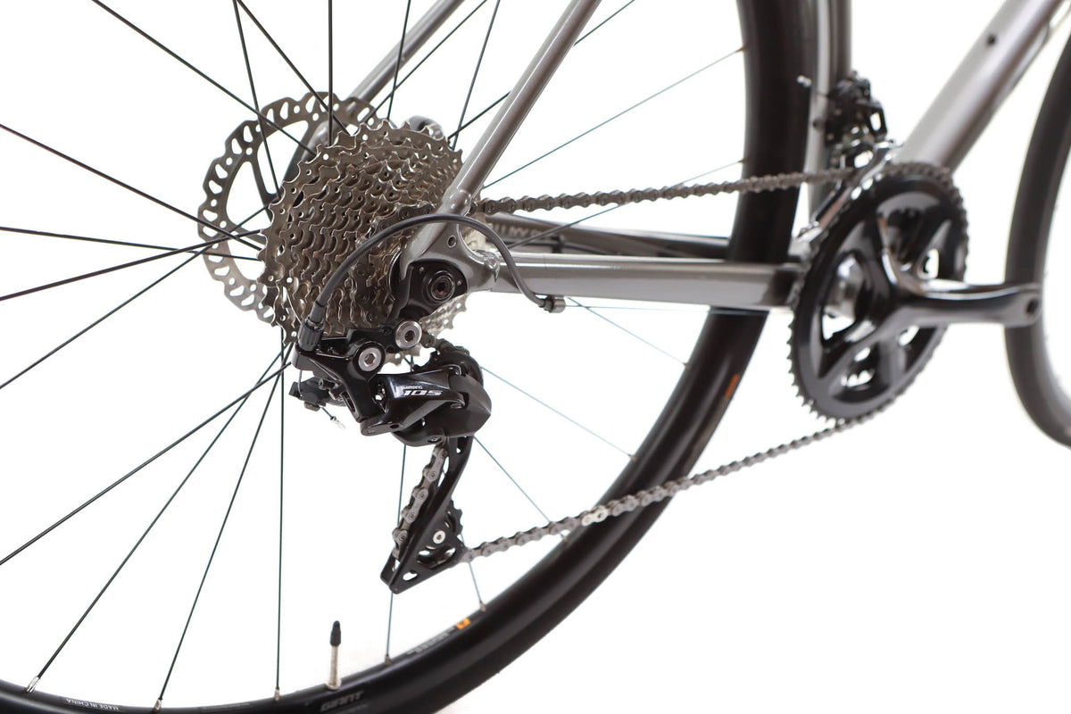 Giant Contend SL 1  Shimano 105 Disc Road Bike 2021, Size M/L