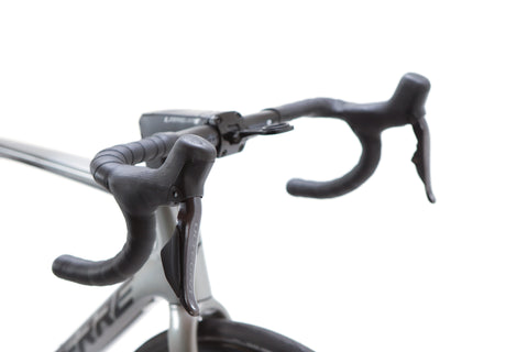 Lapierre Xelius SL 7.0 Shimano Ultegra Di2 Disc Road Bike 2024, Size Large