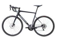 Boardman SLR 8.9 Shimano 105 Disc Road Bike 2024, Size Large