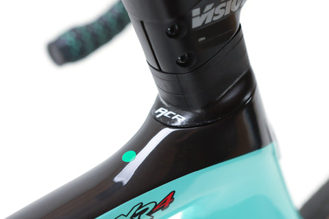 Bianchi Oltre XR4 Shimano Dura-Ace Di2 Disc Road Bike 2020, Size 57cm