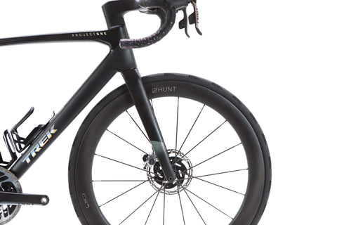 Trek Madone SLR 9 Gen 8 Sram Red eTap AXS Disc Road Bike 2025, Size M/L