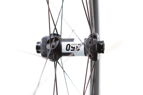 Roval Terra CL Carbon Disc Wheelset, Shimano Freehub