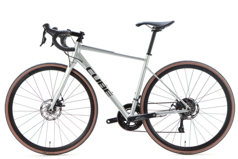 Cube Attain Pro Shimano Sora Disc Road Bike 2024, Size 53cm