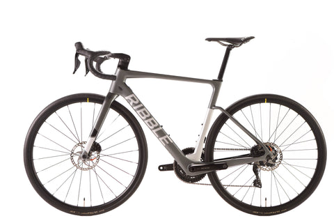 Ribble Endurance SL e Shimano 105 Di2 Disc Electric Road Bike 2023, Size Medium