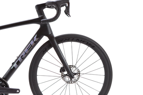 Trek Domane SLR 7 Gen 4 Shimano Ultegra Di2 Disc Road Bike 2025, Size 54cm