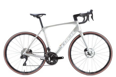 Trek Domane SL 6 Gen 4 Shimano 105 Di2 Disc Road Bike 2025, Size 56cm