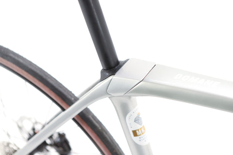 Trek Domane SL 6 Gen 4 Shimano 105 Di2 Disc Road Bike 2025, Size 56cm