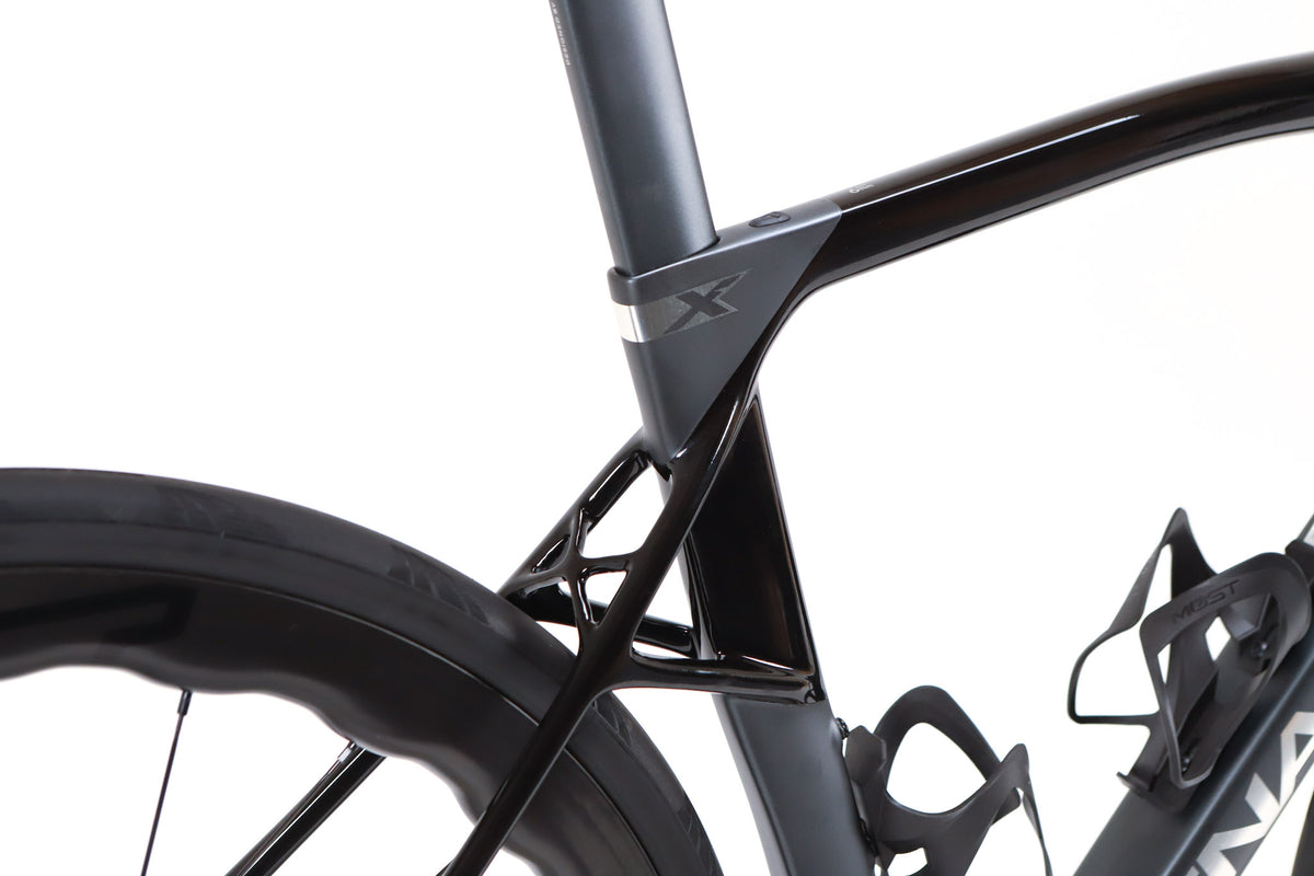 Pinarello Dogma X Shimano Dura-Ace Di2 Disc Road Bike 2025, Size 51.5cm