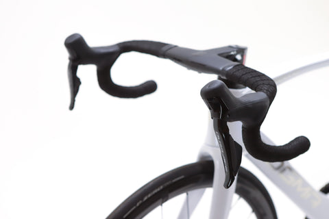 Pinarello Dogma F Shimano Dura-Ace Di2 Disc Road Bike 2024, Size 53cm