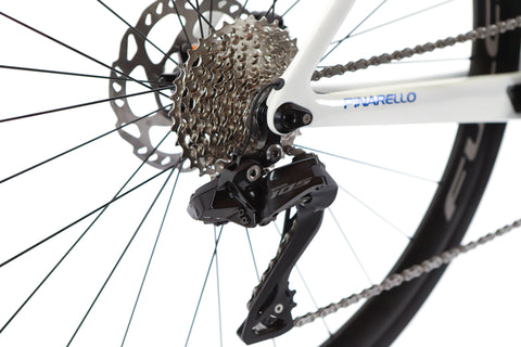 Pinarello F5 Shimano 105 Di2 Disc Road Bike 2024, Size 56cm