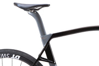 Pinarello Dogma X Shimano Dura-Ace Di2 Disc Road Bike 2025, Size 57.5cm