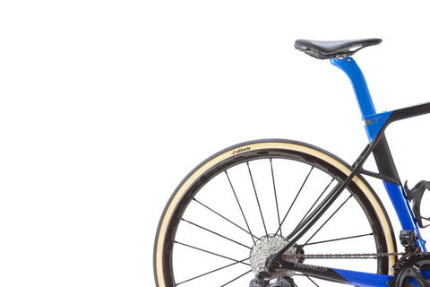 Pinarello Dogma X Shimano Ultegra Di2 Disc Road Bike 2023, Size 53cm