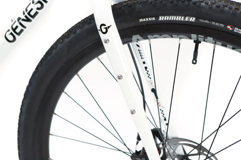 Genesis Croix de Fer 10 Shimano Sora Gravel Bike 2025, Size Small