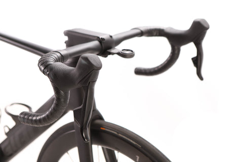 Giant Propel Advanced Pro 1 SRAM Rival AXS Disc Road Bike 2024, Size Medium