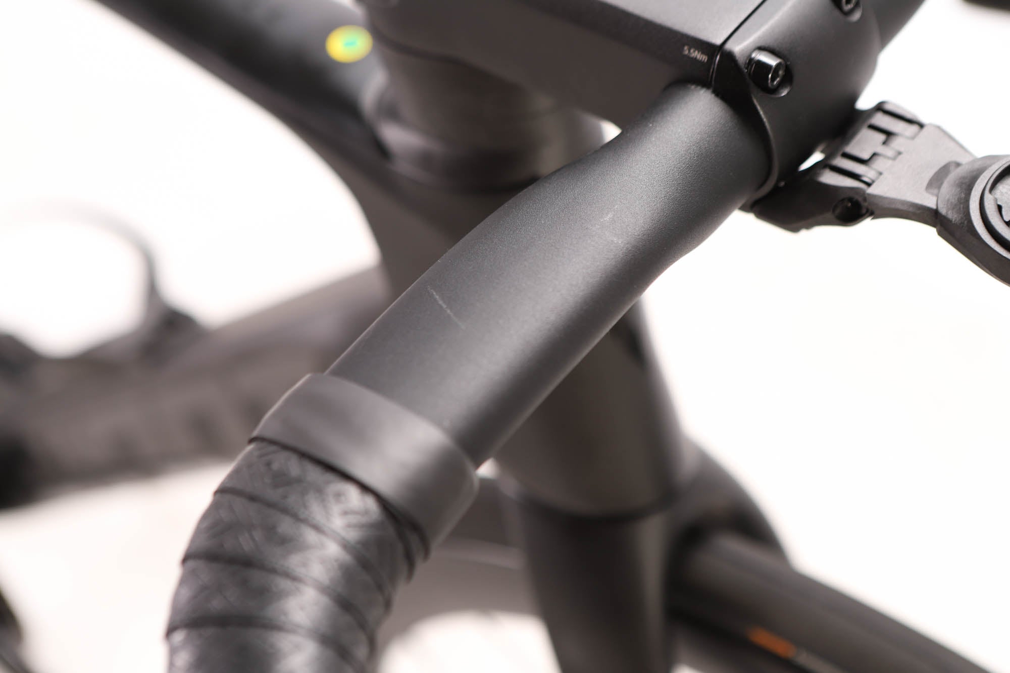 Giant Propel Advanced Pro 1 SRAM Rival AXS Disc Road Bike 2024