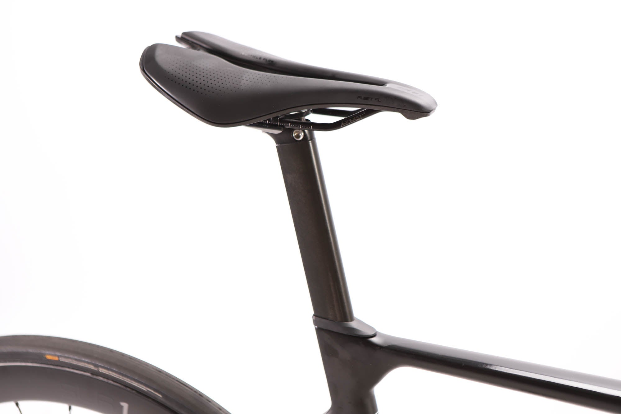 Giant Propel Advanced Pro 1 SRAM Rival AXS Disc Road Bike 2024