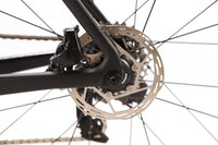 Giant Propel Advanced Pro 1 SRAM Rival AXS Disc Road Bike 2024, Size Medium