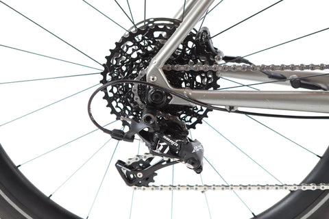 Vitus E-Substance Sram Apex Electric Gravel Bike 2022, Size Large