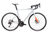 Cannondale SuperSix EVO 3 Shimano 105 Di2 Disc Road Bike 2024, Size 56cm