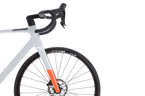 Cannondale SuperSix EVO 3 Shimano 105 Di2 Disc Road Bike 2024, Size 56cm