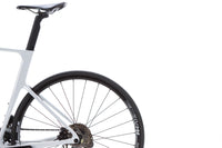 Cannondale SuperSix EVO 3 Shimano 105 Di2 Disc Road Bike 2024, Size 56cm