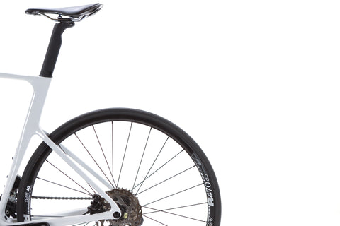 Cannondale SuperSix EVO 3 Shimano 105 Di2 Disc Road Bike 2024, Size 56cm