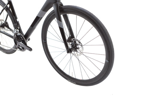 Cannondale SuperSix Evo Shimano 105 Di2 Disc Road Bike 2023, Size 56cm