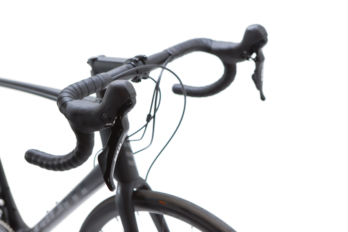 Giant TCR Advanced 2 Shimano 105 Disc Road Bike 2021, Size Large