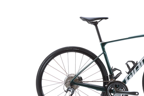 Giant Defy Advanced 3 Shimano Tiagra Disc Road Bike 2024, Size Medium