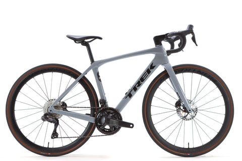 Trek Domane SL 7 Gen 4 Shimano Ultegra Di2 Disc Road Bike 2024, Size 52cm