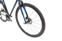 Genesis Equilibrium 725 Shimano 105 Di2 Disc Road Bike 2023, Size Medium