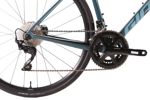 Giant Defy Advanced 2 Shimano 105 Disc Road Bike 2022, Size M/L