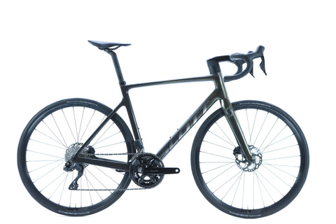 Scott Addict RC 40 Shimano 105 Di2 Disc Road Bike 2024, Size Large