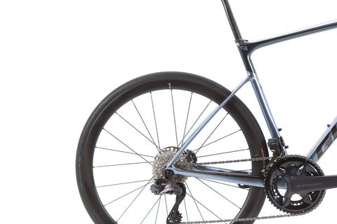 Giant Defy Advanced Pro 1 Shimano Ultegra Di2 Disc Road Bike 2022, Size M/L