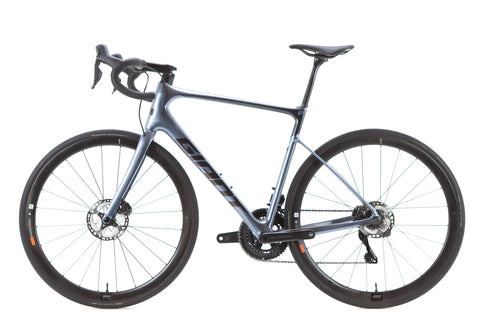 Giant Defy Advanced Pro 1 Shimano Ultegra Di2 Disc Road Bike 2022, Size M/L