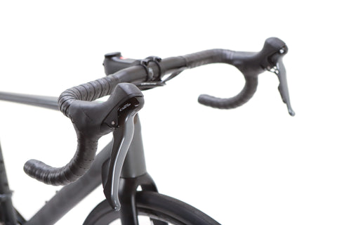 Trek Domane AL 2 Shimano Sora Disc Road Bike 2026, Size 52cm