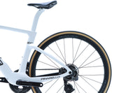 Pinarello Dogma F Shimano Dura-Ace Di2 Disc Road Bike 2025, Size 43cm