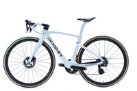 Pinarello Dogma F Shimano Dura-Ace Di2 Disc Road Bike 2025, Size 43cm