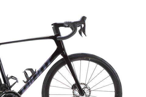 Giant Defy Advanced Pro 0 Shimano Ultegra Di2 Disc Road Bike 2024, Size M/L