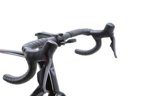 Giant Defy Advanced Pro 0 Shimano Ultegra Di2 Disc Road Bike 2024, Size M/L