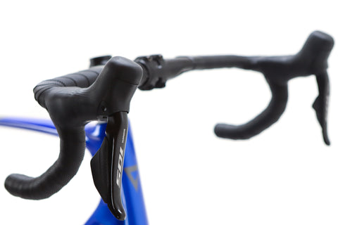 Giant Defy Advanced Shimano 105 Di2 Disc Road Bike 2026, Size M/L