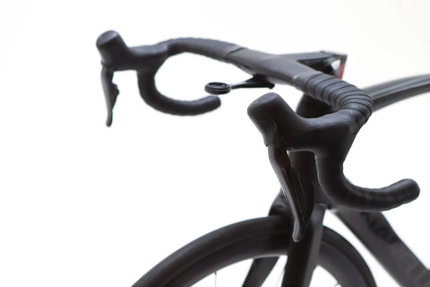 Pinarello F7 Shimano Ultegra Di2 Disc Road Bike 2023, Size 56cm