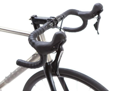 Ribble Endurance Ti Sport Shimano 105 Disc Road Bike 2023, Size Large