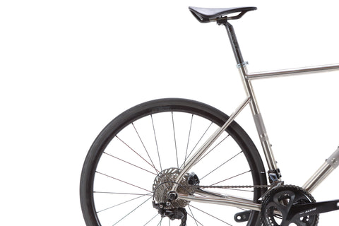 Ribble Endurance Ti Sport Shimano 105 Disc Road Bike 2023, Size Large